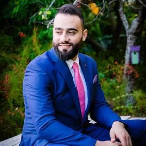 Meet your Posher, Fayez